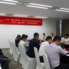 云銷售領未來 惠州'經紀云共同體'行業峰會隆重舉行，共探房地產經紀服務新篇章